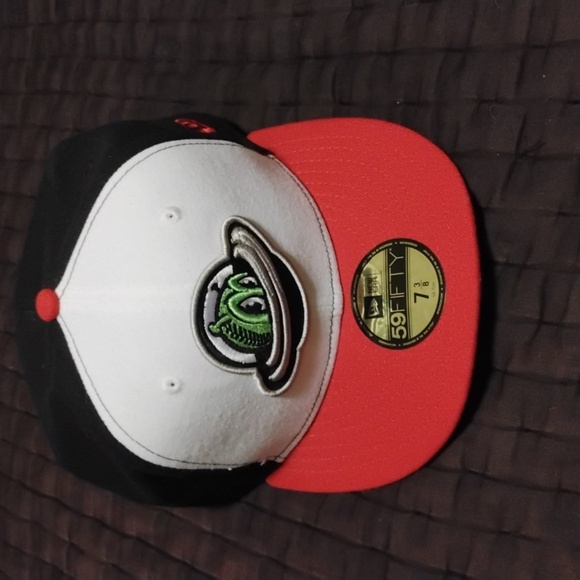 Great Falls Voyagers Hat Cap Fitted 5950 New Era Minor League Baseball - Picture 1 of 7